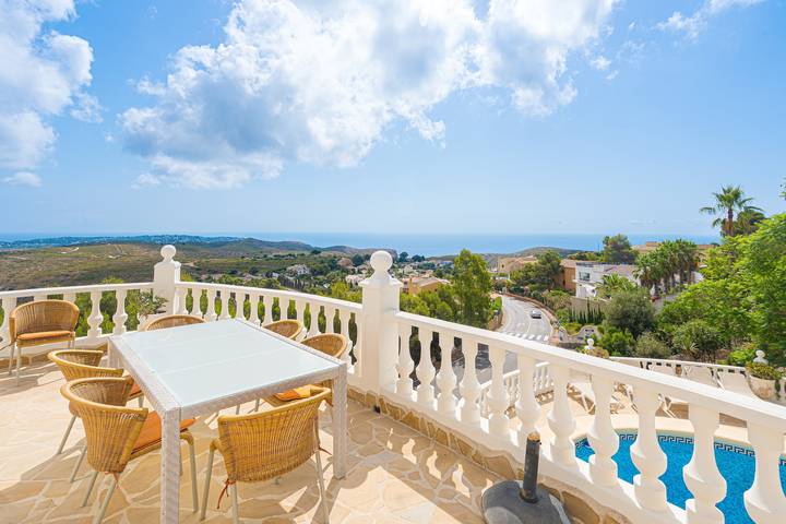 Location de vacances pour 6 personnes, avec jardin dans Cumbre Del Sol - 4