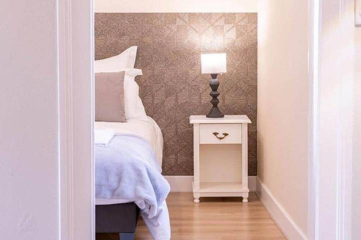 Location de vacances pour 12 personnes, avec piscine et jardin dans Davayé - 3