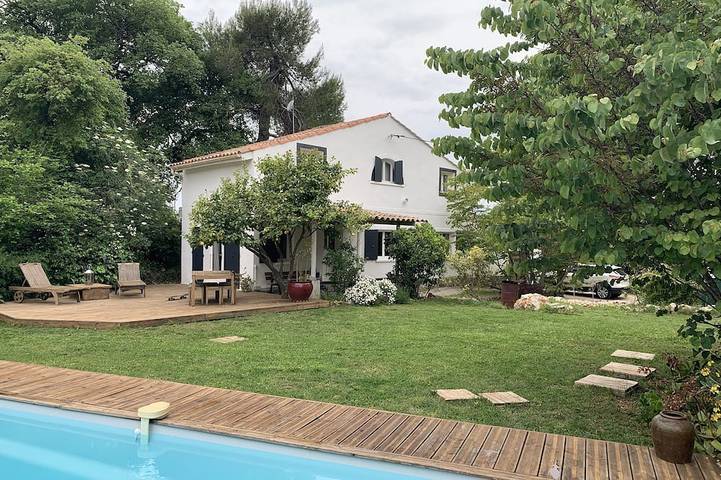 Villa pour 6 personnes, avec jardin à Roquefort-les-Pins