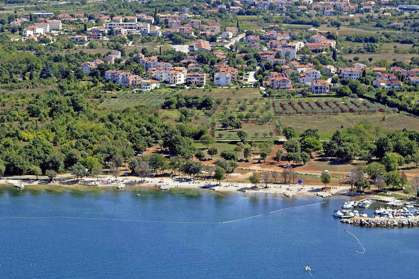 Entire apartment, Klara in Poreč - Appartement für 2 Personen Ap2 in Mali Maj, Poreč