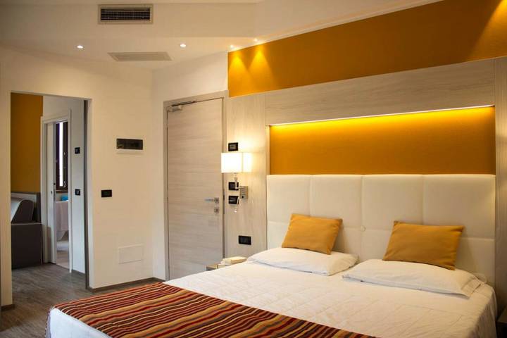 Hôtel pour 2 personnes, avec vue ainsi que piscine et terrasse