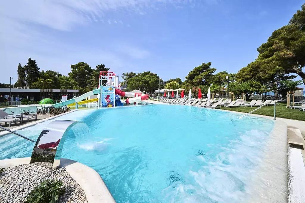 Chambre classique 2 personnes - Côté parc in Umago, Umago e dintorni