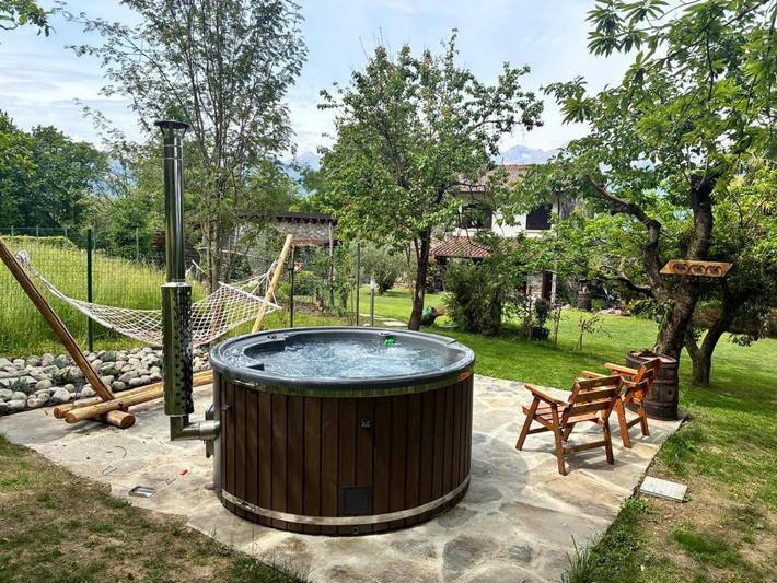 Chalet für 5 Personen, mit Balkon und Terrasse sowie Garten und Pool in Colico - 2