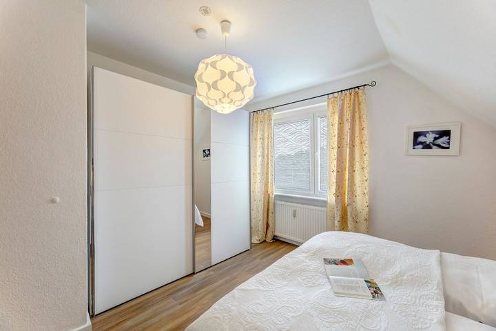 Ganze Wohnung, Ferienhaus Renate, Whg. 03 in Bansin mit Wlan und Privatparkplatz in Bansin, Heringsdorf