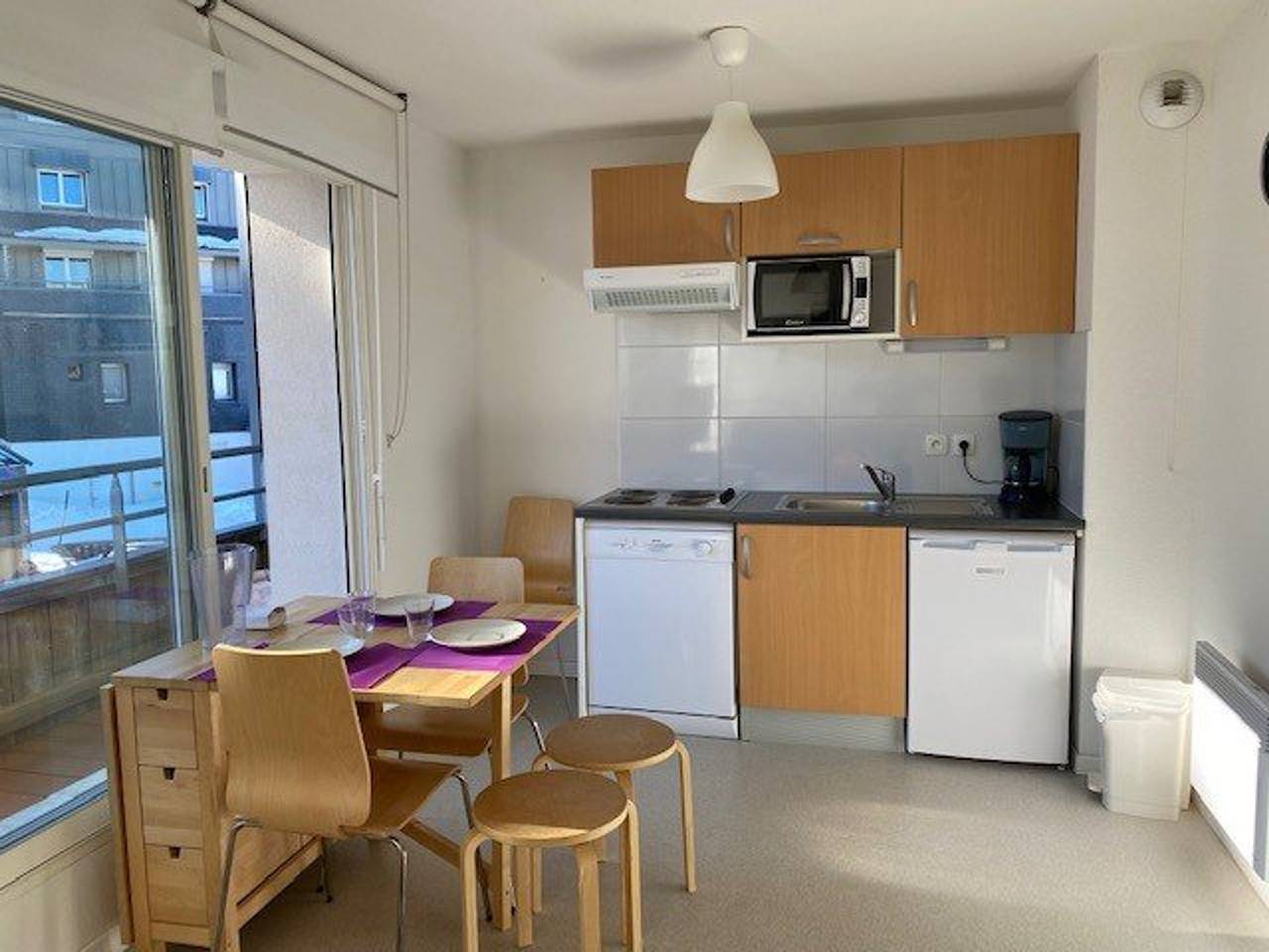 Entire studio, Comfortable studio for 4 in Arette, kitchenette, parking, ski locker in La Pierre Saint-Martin, Arette