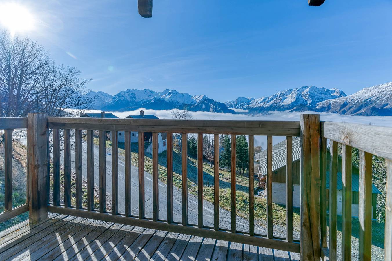 Entire apartment, Apartment 'Regain 2' with Mountain View and Balcony in Villard-Reculas, Écrins National Park