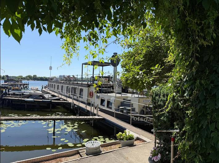 Ferienwohnung für 2 Personen, mit Seeblick und Garten sowie Terrasse in Potsdam - 2