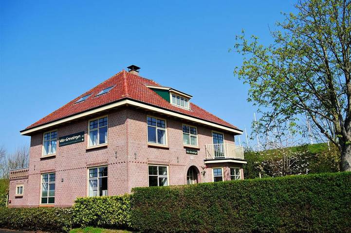 Villa für 22 Personen, mit Garten und Balkon in Schouwen-Duiveland