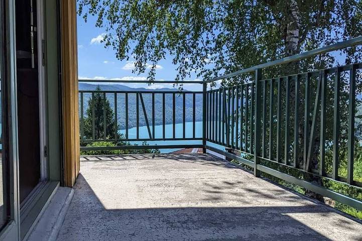 Gîte pour 6 personnes, avec jardin dans Lac de Vouglans - 4