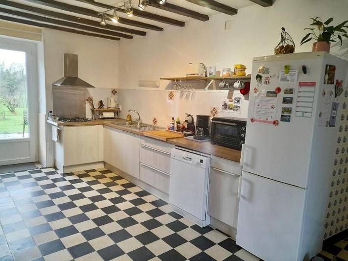 Location de vacances pour 4 personnes, avec jardin ainsi que terrasse et vue à Eysus - 2