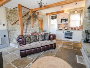 Log Cabin for 3 People in Haworth, West Yorkshire, Photo 4