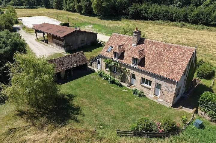 Location de vacances pour 16 personnes à Villeny