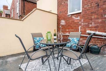 Apartment for 3 People in Wakefield, West Yorkshire, Photo 4