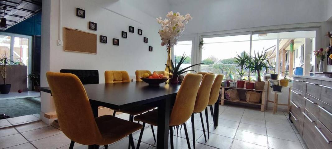 Location de vacances pour 15 personnes, avec Terrasse ainsi que Piscine et Sauna à Retournac - 2