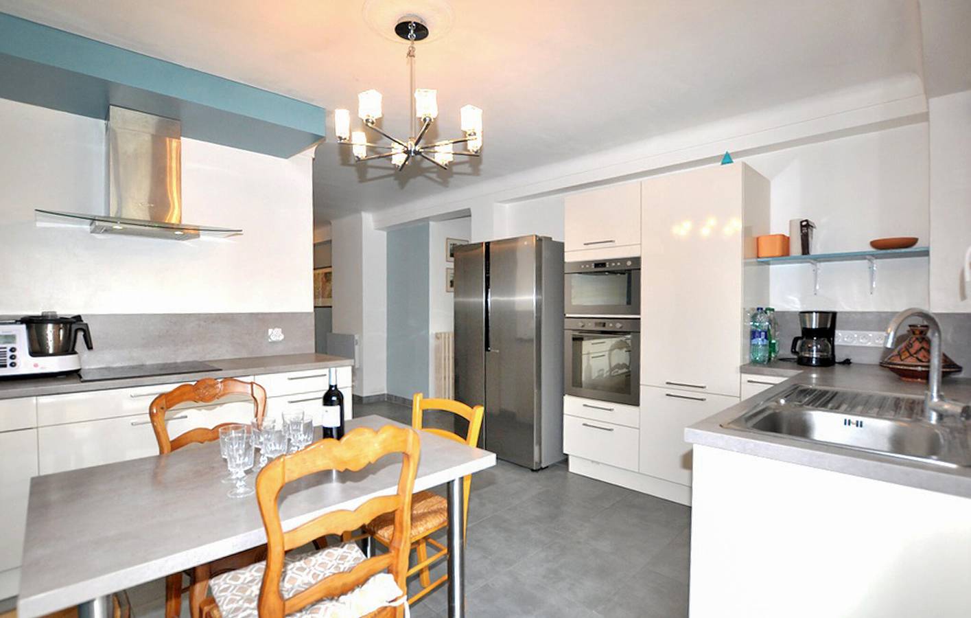 Cozy 1-BR Apartment with WiFi & Parking, Steps from Le Tech River in Le Boulou, Céret region