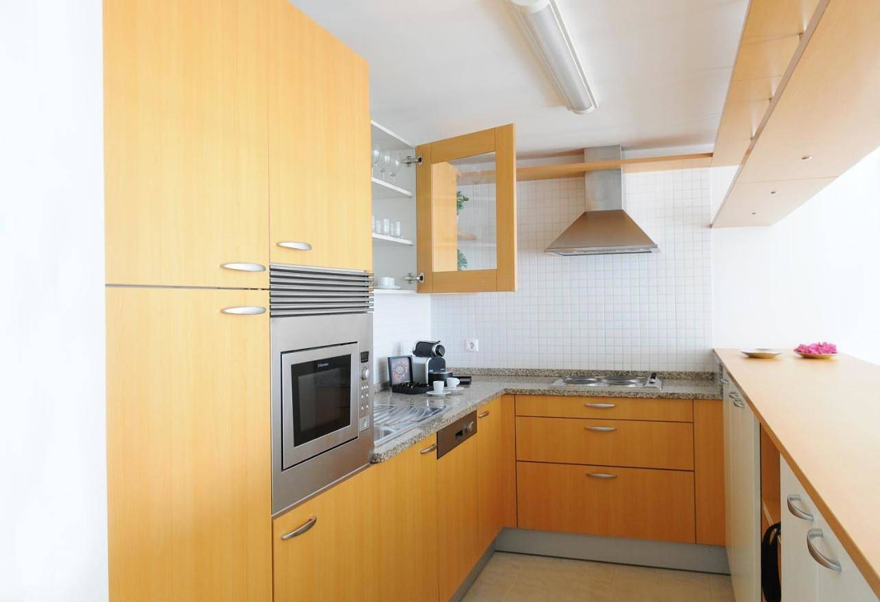 Apartamento inteiro, Apartamento de férias para 2 pessoas com jardim in Praia da Rocha, Portimão
