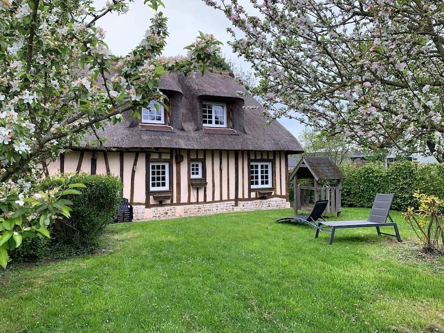 Le Pressoir de Bigard - chaumière normande - 8 personnes in Campigny, Région de Bernay