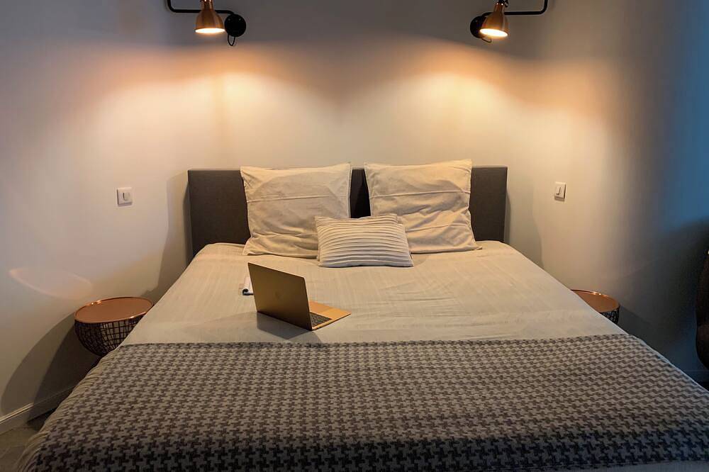 Suite avec Spa Jacuzzi privatif 1 in Lille, Région de Lille