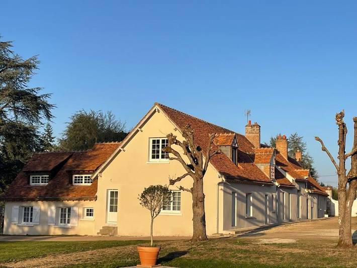 Location de vacances pour 2 personnes, avec vue et jardin, animaux acceptés à Cellettes - 2