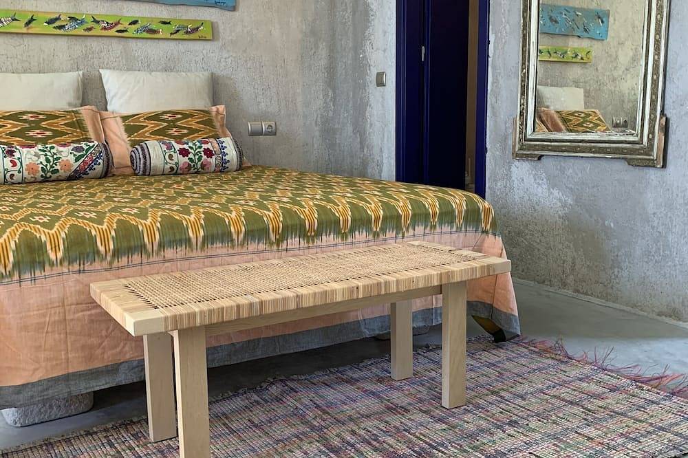 Sophisticated studio with stunning view in Cícladas