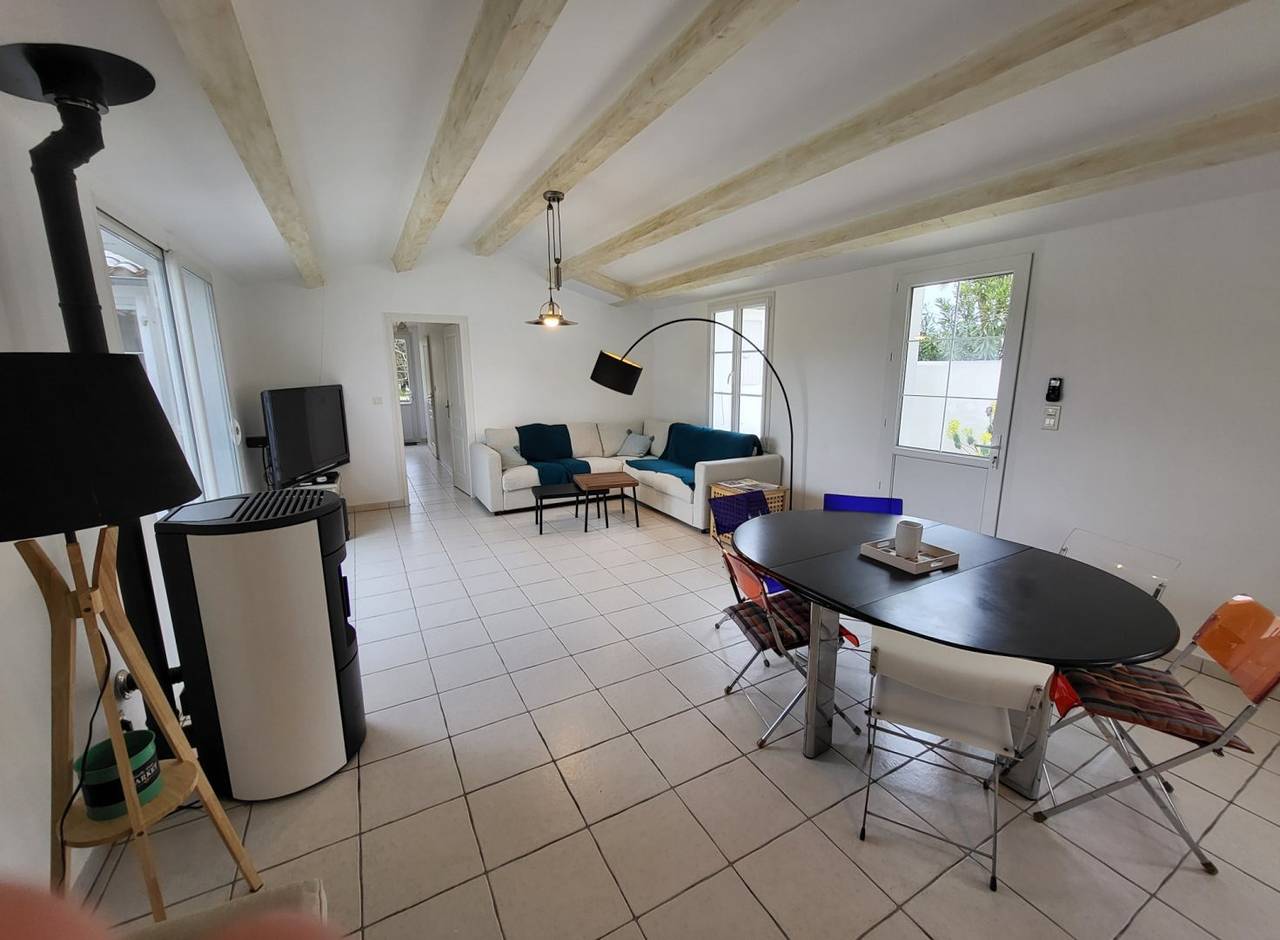 Maison de charme au cœur des oliviers pour 10 personnes in Loix, Île de Ré