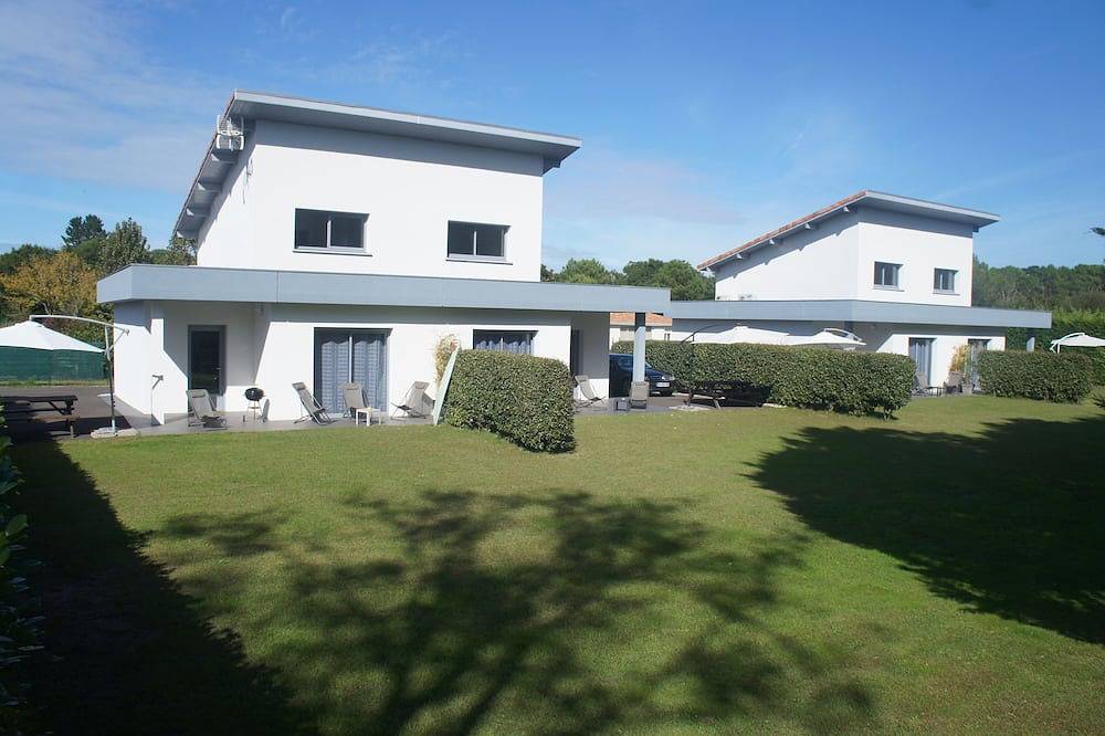 Apartamento entero, Amplio tranquilo confortable dúplex, orientac° sur,piscina cubierta climatizada. in Messanges, Côte d’Argent