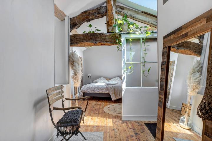 Chambre d'hôtes 'Pampa' avec terrasse partagée, jardin commun et Wi-Fi in Riom, Puy-de-Dôme