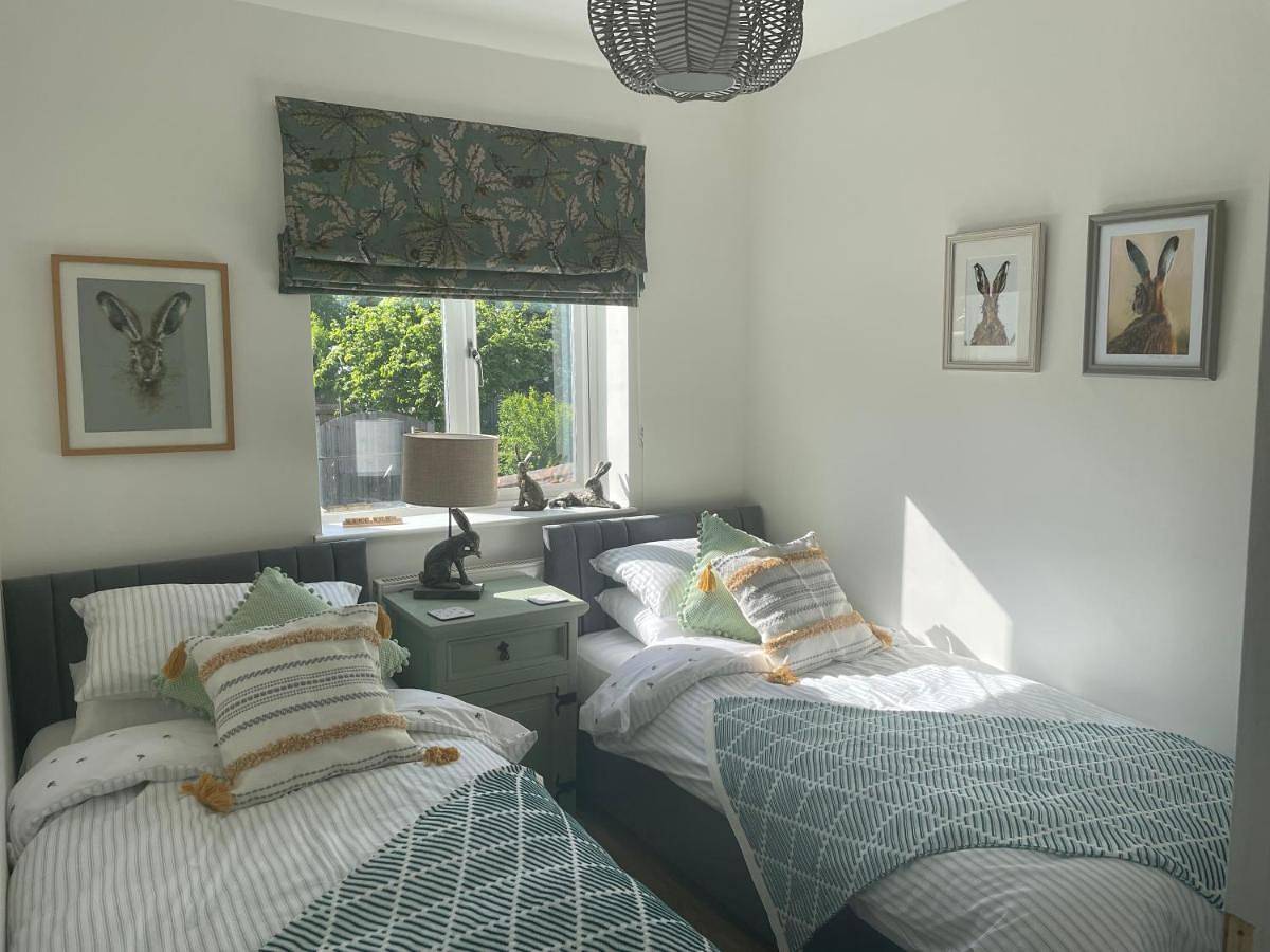 Bramblebee Cottage Salthouse in Salthouse, Norfolk Coast