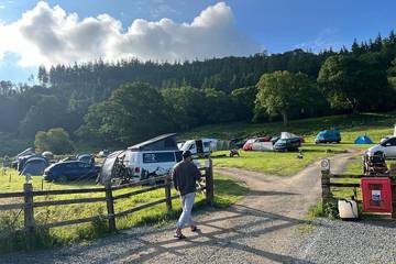 Camping for 98 People in Dolgellau, Gwynedd, Photo 4