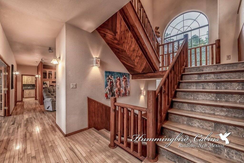 Silver Spur Lodge: Secluded and amazing w/ Hot Tub! in Alto, Lincoln County (NM)