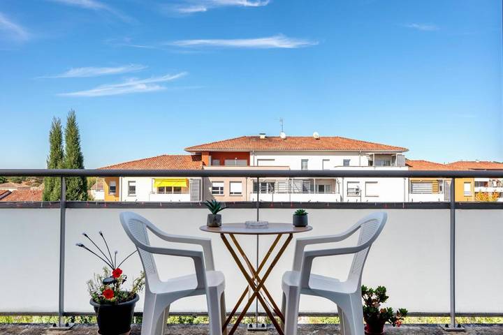 Appartement de vacances pour 4 personnes, avec balcon et vue