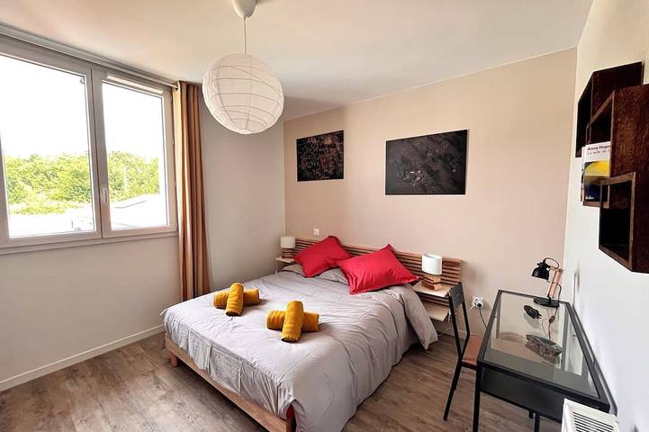 Location de vacances pour 6 personnes, avec jardin à Périgny - 4