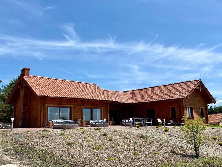 Villa für 10 Personen, mit Sauna und Ausblick sowie Terrasse und Garten - 1