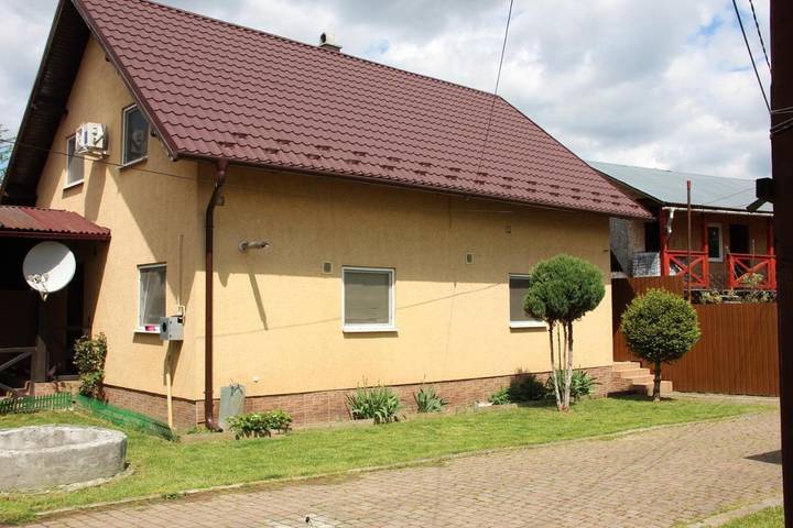 Appartement de vacances pour 4 personnes, avec vue et jardin