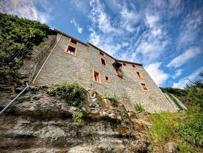 Maison de vacances pour 27 personnes, avec piscine ainsi que vue et jardin, adapté aux familles