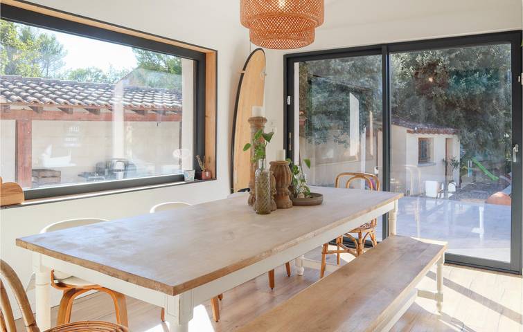Acogedor apartamento con piscina, jardín y WiFi | a 1,5 km de Saint-Didier in Pernes-les-Fontaines, Parque natural regional del Mont Ventoux