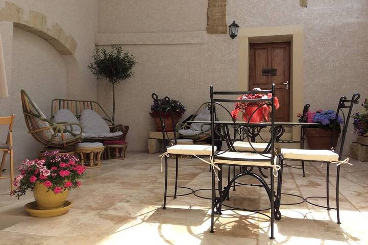 Maison de vacances pour 4 personnes, avec Terrasse et Jardin à Vauvert