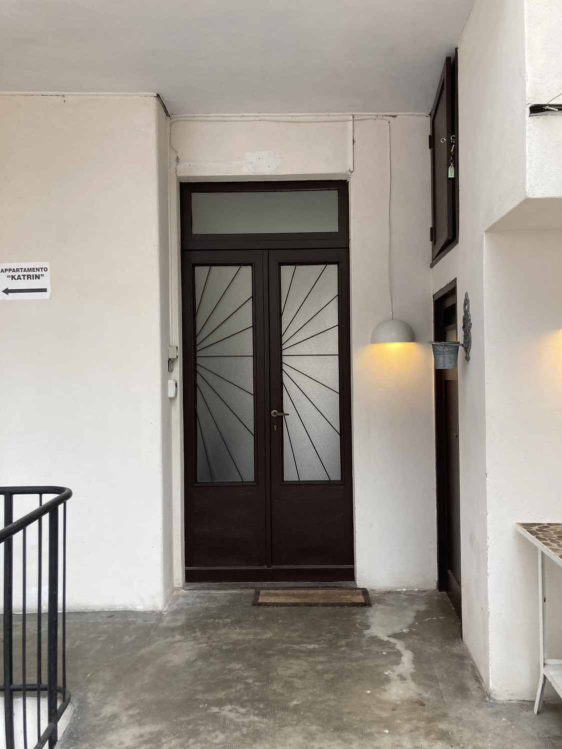 Ganze Ferienwohnung, Ferienwohnung mit Balkon und Internet in Lesa, Lago Maggiore (Piemont)