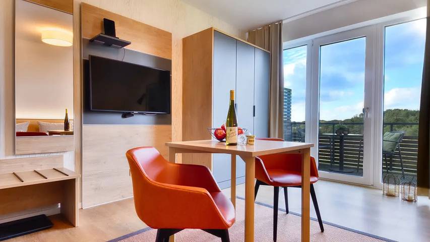 Ferienwohnung für 3 Personen, mit Balkon und Garten in Wreechen