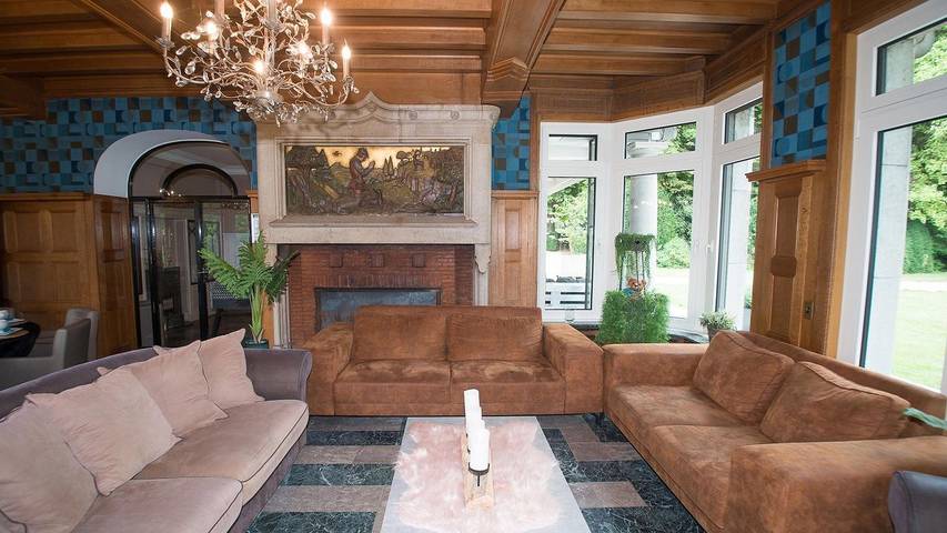 Gîte pour 33 personnes, avec jacuzzi et piscine ainsi que sauna et jardin dans Virton - 2