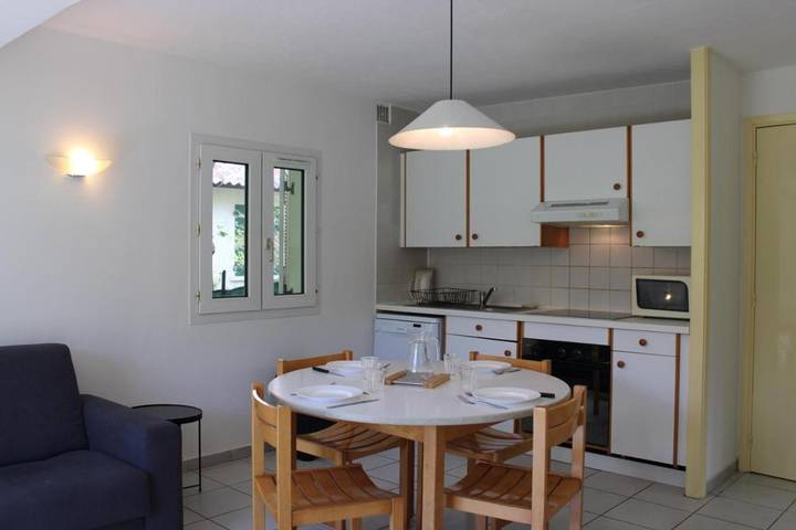 Location de vacances pour 6 personnes, avec terrasse et jardin à Saint-Auban - 3