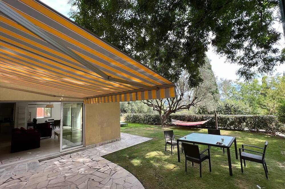 Appartement entier, Magnifique rez-de-chaussée avec jardin privatif in Mougins, Côte méditerranéenne (France)