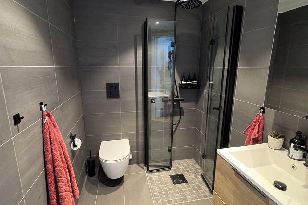 Appartamento intero, Oslo Penthouse • 70m² Private Rooftop Terrace • Fireplace & Parking in Gamle Oslo, Oslo