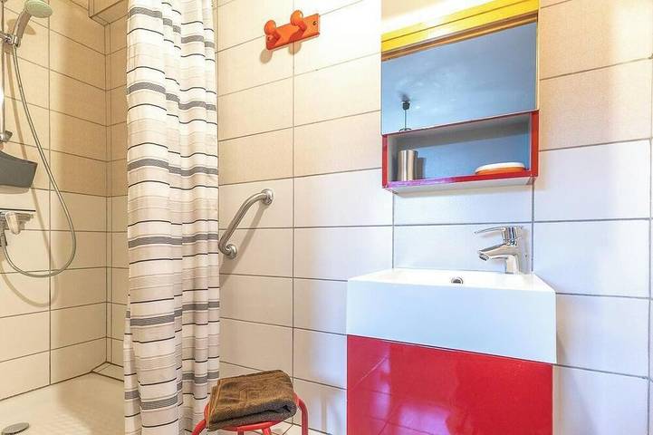 Solignat Vacation Rental - Le Vernet Sainte Marguerite in Le Vernet-Sainte-Marguerite, Regionaler Naturpark Volcans d'Auvergne