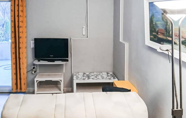 Location de vacances pour 2 personnes, avec terrasse à Salernes - 2