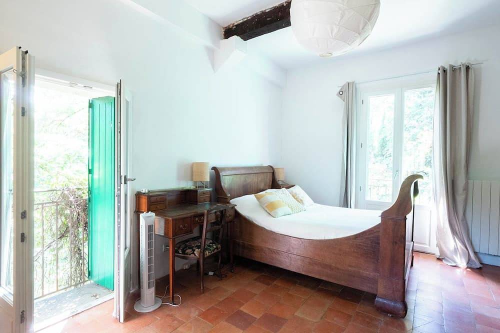 Maison Familiale Avec Grand Jardin Privé au Bord du Lez in Hôpitaux-Facultés, Montpellier