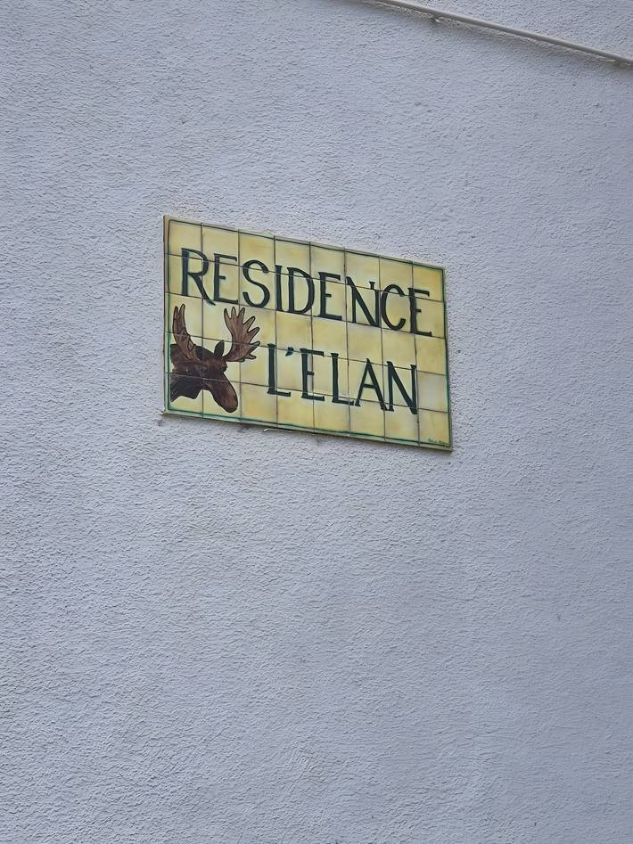 Hel lejlighed, Studio Apartment 'Soleil et Montagne' with Lake View and Balcony in Les Angles, Regional Naturpark i de Katalonske Pyrenæer