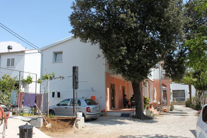 Ferienwohnung für 5 Personen, mit Balkon/Terrasse in Pakostane - 4