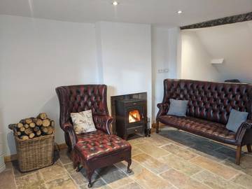 Location de vacances pour 7 personnes, avec jardin et vue à Saint-Dizier-Leyrenne