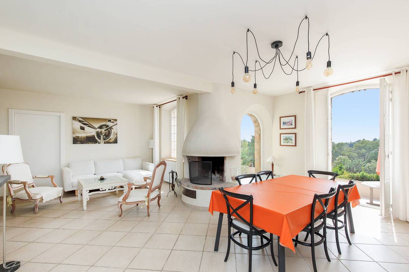 Appartement de vacances entier, Ravissant mas provençal, piscine, vue mer. Idéal pour vos vacances à Mougins! in Mougins, Région de Cannes